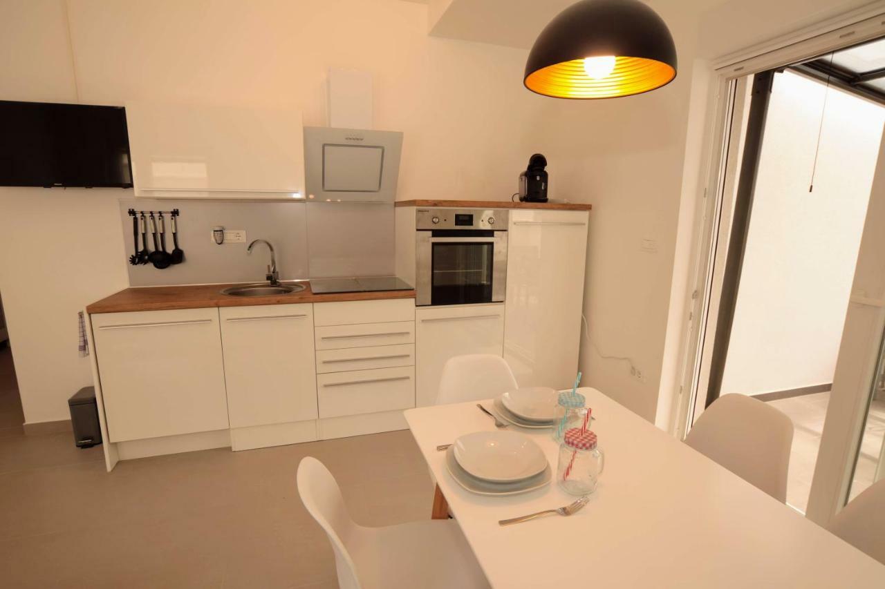 Villa Miggelangelo 티스노 외부 사진